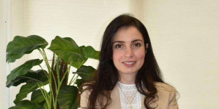 اتش سي تتوقع أن يبقي المركزي أسعار الفائدة دون تغيير في اجتماعها القادم