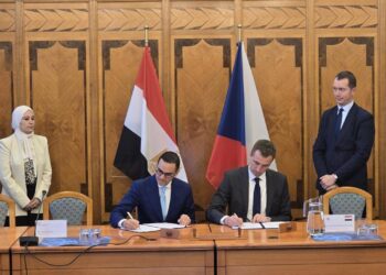 وزير الاستثمار ووزير الصناعة والتجارة التشيكي يترأسان فعاليات اجتماعات الدورة الثانية للجنة الاقتصادية المصرية التشيكية المشتركة