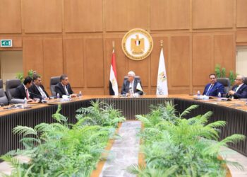 وزير التعليم العالي يكرم الطلاب الفائزين في مسابقة “معًا” لمواجهة الأفكار غير السوية