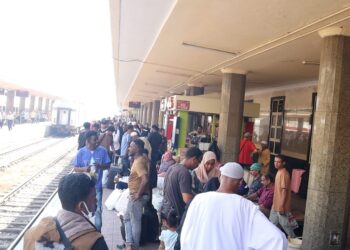 انطلاق القطار الثاني لتيسير العودة الطوعية للأشقاء السودانيين إلى وطنهم