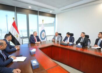 وزير البترول يبحث مع “السويدي إليكتريك” مستجدات مشروع مجمع الصناعات الفوسفاتية بالعين السخنة