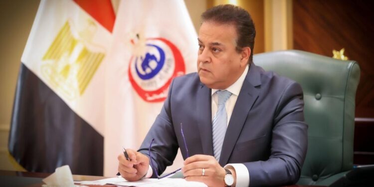 وزير الصحة يعتمد حركة مديري ووكلاء  مديريات الشئون الصحية بمحافظات الجمهورية لعام 2025