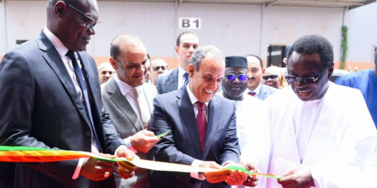 وزير الخارجية يفتتح مصنع “سيلتال” المصري لإنتاج الأدوات الكهربائية في السنغال