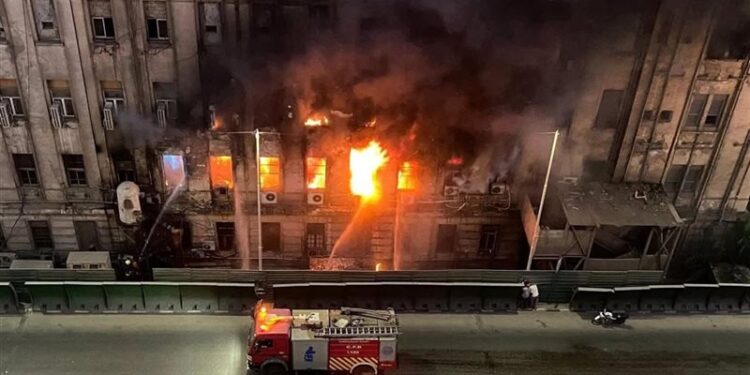 وزير الشئون النيابية: صرف تعويضات لأسر شهداء ومصابى حريق سنترال رمسيس