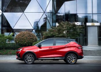 تبدأ من 949 ألف جنيه… مان إيست تطرح أكبر سيارة “سو إيست” في مصر