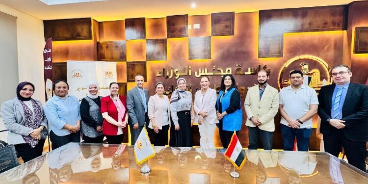 «تطوير التعليم بالوزراء» يبحث التعاون مع أكاديمية الفنون لدعم الموهوبين