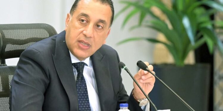 رئيس الوزراء يستأنف جولاته بالمحافظات بتفقد عدد من المشروعات التنموية والخدمية بالإسكندرية