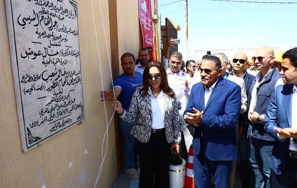 وزيرة التنمية المحلية ومحافظ مطروح يفتتحان مجزر مدينة الحمام المطور بتكلفة 35 مليون جنيه