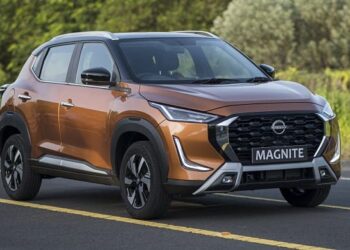 سعر ومواصفات نيسان ماجنايت 2025