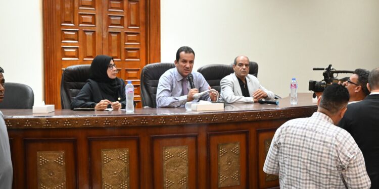 وزير الإسكان: تنفيذ حملات إزالة لمخالفات بناء وإشغالات وغلق أنشطة مخالفة بعددٍ من المدن الجديدة