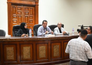 جهاز العاشر من رمضان ينظم قرعة علنية لتخصيص 63 كشكًا للحالات الإنسانية وذوي الهمم