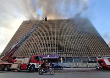 الصحة: 21 مصابًا حتى الآن في حريق سنترال رمسيس ولا وفيات