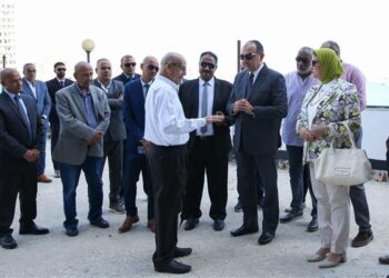 وزير قطاع الأعمال العام يجري جولة تفقدية لمبنى “قصر القطن” بالإسكندرية