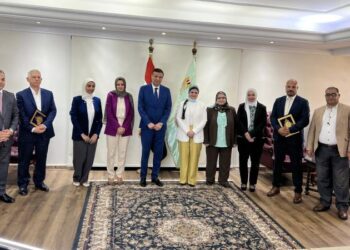 وزير الزراعة ومنصة “حوار” يكرمان أصحاب المبادرات الأعلى تقييمًا في القطاع الزراعي