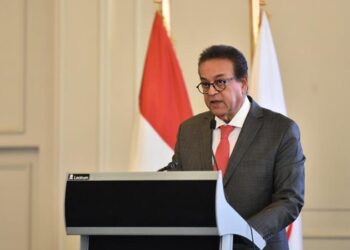 وزير الصحة يتابع تداعيات حادث الحريق في سنترال رمسيس بمنطقة وسط القاهرة