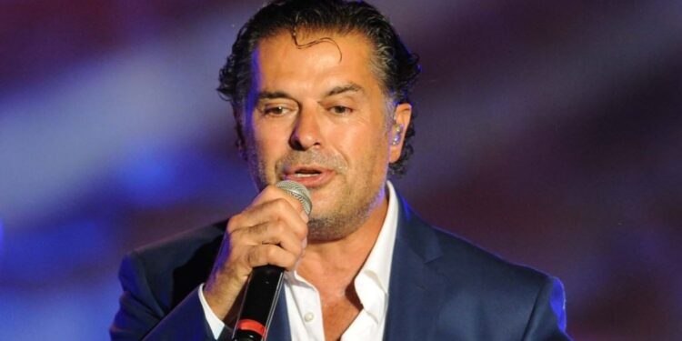 مصطفى كامل يقرر منع راغب علامة من الغناء في مصر واستدعاؤه للتحقيق