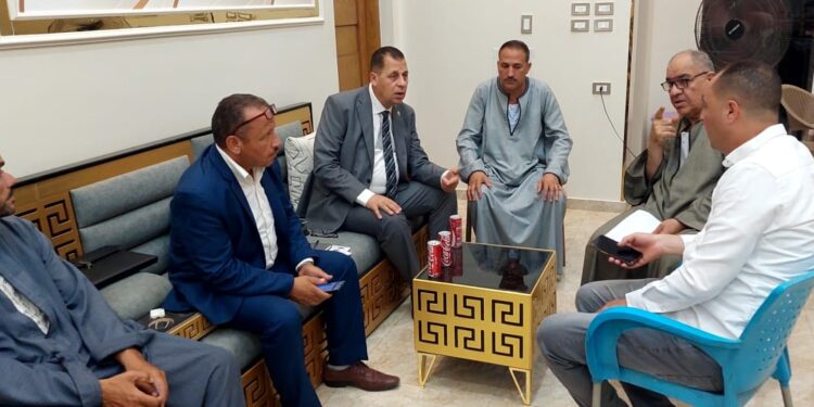 قيادات مجمعة تأمين حوادث المركبات تلتقي أسر ضحايا المنوفية ببركة السبع