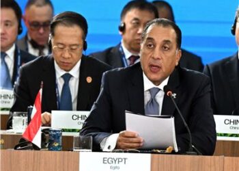 رئيس الوزراء يلقي كلمة حول “البيئة ومؤتمر الأطراف الثلاثين والصحة العالمية”