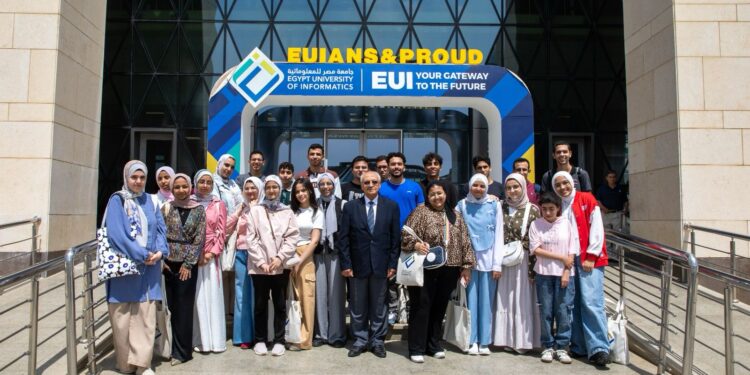 القائم بأعمال رئيس جامعة مصر للمعلوماتية :حريصون على جذب المتفوقين للدراسة بكلياتنا