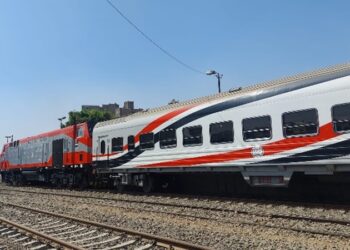 السكة الحديد تعتذر للسادة الركاب عن تأخر قيام القطار رقم 923 المتجه من القاهرة إلى الإسكندرية