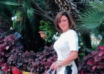 إلهام شاهين تثير الجدل على السوشيال بسبب نحافتها المفاجئة