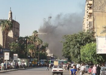 حريق داخل سنترال رمسيس والحماية المدنية تكثف جهودها للسيطرة على النيران