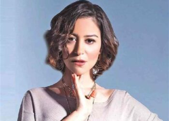 منة شلبى: الحمد لله والدتى بخير.. وأشكر وأطمئن كل من قلق عليها