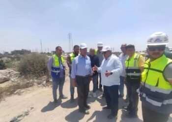وزير الإسكان يتابع مشروع إنشاء القوس الغربى لمحور اللواء عمر سليمان بمحافظة الإسكندرية   