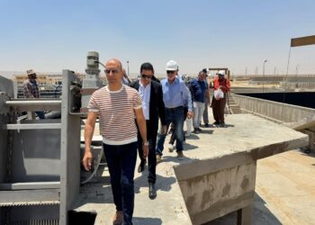 رئيس جهاز القاهرة الجديدة يشهد التشغيل التجريبي لمحطة معالجة صرف صحي بطاقة ٨٠ ألف م³/يوم بعد تطويرها