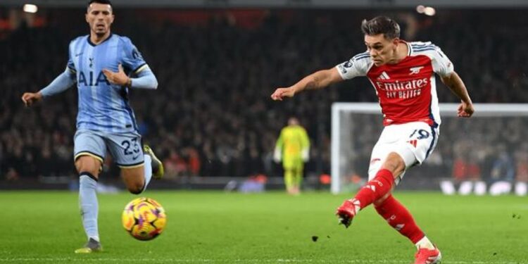 موعد مباراة أرسنال وتوتنهام الودية 2025 والقنوات الناقلة