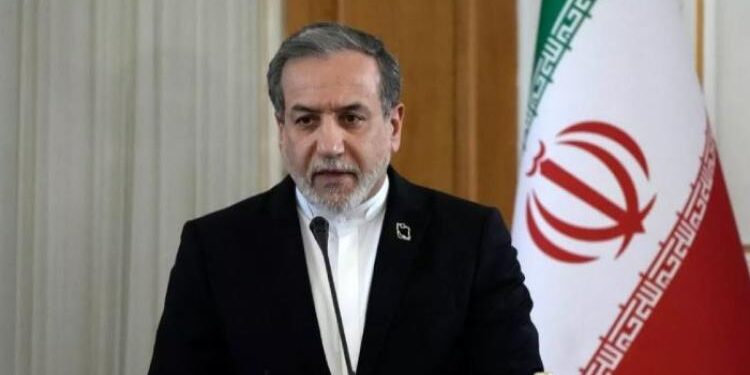 إيران ترفض مساعى أوروبية للتفاوض بشأن إنهاء برنامجها النووى