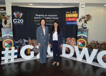 وزيرة التخطيط تعقد اجتماعات ثنائية مكثفة مع وفود الدول ورؤساء مؤسسات التمويل الدولية ومنظمات الأمم المتحدة