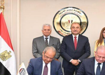 وزير قطاع الأعمال يشهد توقيع بروتوكول تعاون بين الوزارة والأكاديمية العربية للعلوم الإدارية والمالية والمصرفية