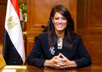 وزيرة التخطيط تتلقى تقريرًا حول الموقف التنفيذي لمشروعات مركز البنية المعلوماتية لمنظومة التخطيط المصرية