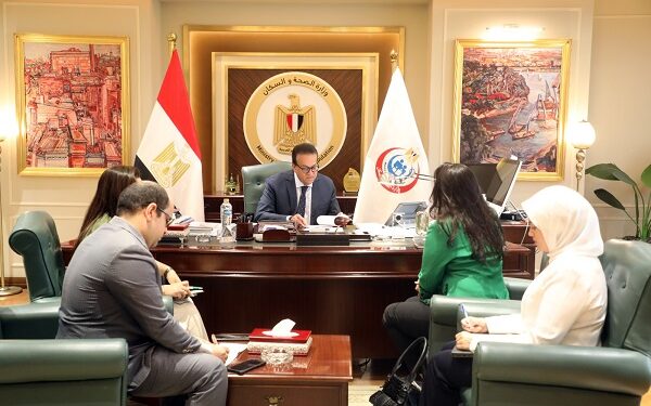 وزير الصحة يبحث مع المرشحة لمنصب سفيرة مصر لدى السويد ولاتفيا آفاق التعاون الصحي