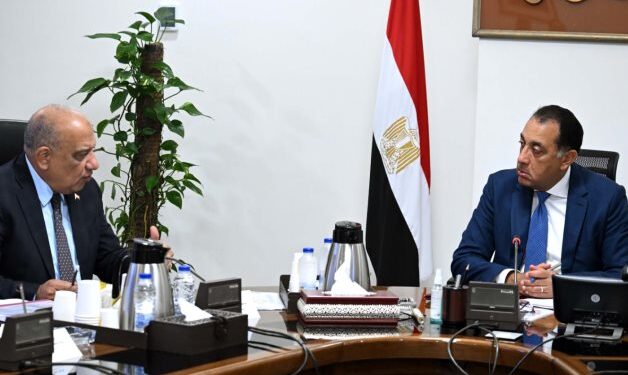 رئيس الوزراء يتابع الموقف التنفيذي لتوفير التغذية الكهربائية لمشروعات التنمية الزراعية بالدلتا الجديدة