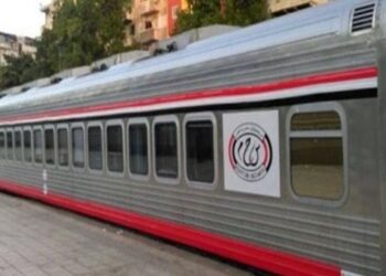 السكة الحديد تكشف تفاصيل واقعة ادعاء راكب منعه استقلال قطار مرتديا شورت