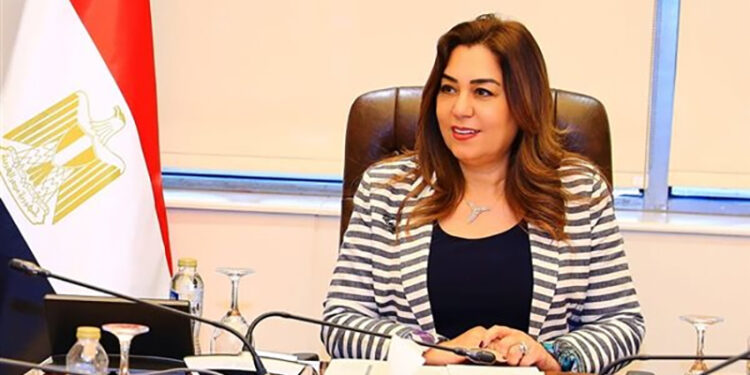 وزيرة التنمية تستعرض نتائج الأسبوع الأول للموجة الـ 27 لإزالة التعديات على أراضي الدولة والأراضي الزراعية