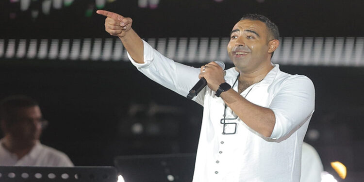محمد عدوية يحيى حفلا غنائيا فى المنصورة