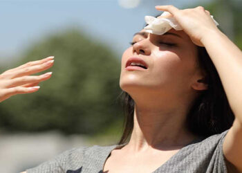 نصائح مهمة للوقاية من الإصابة بالإجهاد الحراري وضربة الشمس