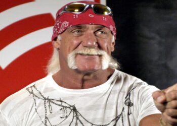 رحيل الأسطورة.. تفاصيل وفاة هالك هوجان وأسرار اللحظات الأخيرة مع ابنته