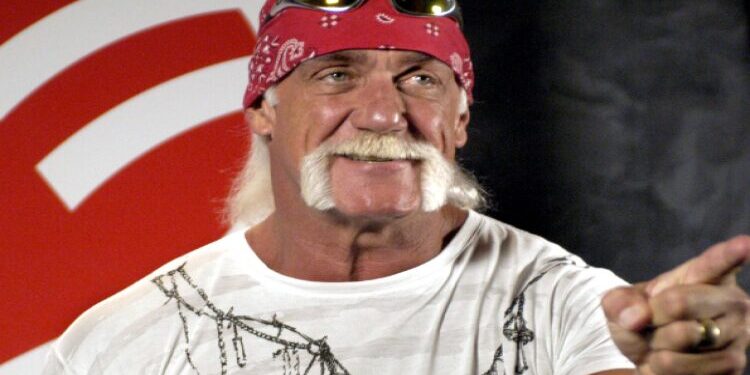 رحيل الأسطورة.. تفاصيل وفاة هالك هوجان وأسرار اللحظات الأخيرة مع ابنته