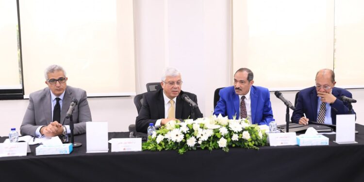 وزير التعليم العالي يترأس اجتماع مجلس شؤون المعاهد العليا الخاصة