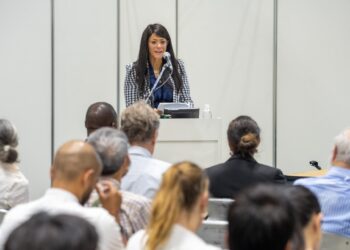 وزيرة التخطيط: توجيهات رئاسية بإيلاء أهمية قصوى باستراتيجيات الذكاء الاصطناعي