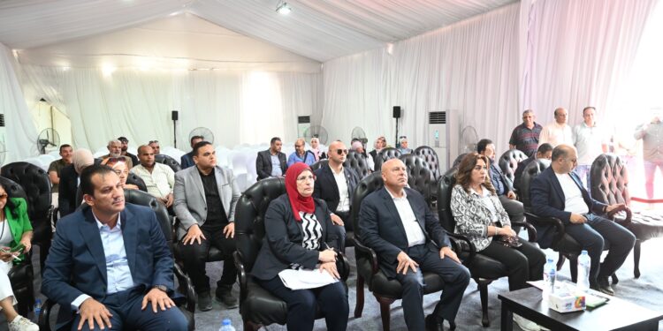 وزير النقل ووزيرة التنمية المحلية يتفقدان المجمع المتكامل لإدارة المخلفات بالعاشر من رمضان