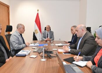 وزير الري يتابع حالة منظومة الري والصرف ومحطات الرفع بزمام منطقة قلابشو وزيان