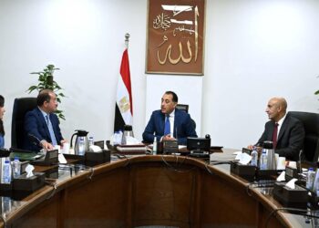 رئيس الوزراء يُتابع عددًا من ملفات العمل المشتركة بين وزارتي المالية والتربية والتعليم