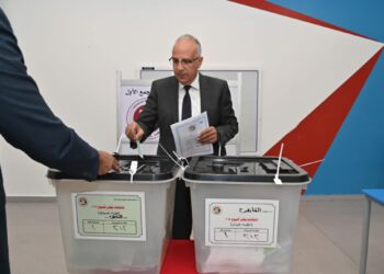 وزير الري يُدلي بصوته في انتخابات مجلس الشيوخ ٢٠٢٥