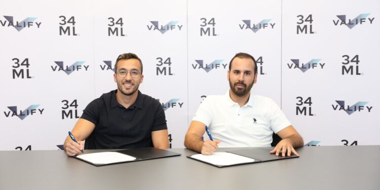 شراكة بين شركة فاليفاي سولوشنز وشركة 34ML لإطلاق منصة KNFRM لتعزيز التحول الرقمي في مجال العقود الإلكترونية