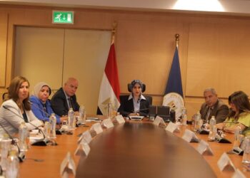 نائب وزير السياحة والآثار تلتقي مع لجنة الثقافة والسياحة والآثار والإعلام بنموذج مُحاكاة مجلس الشيوخ